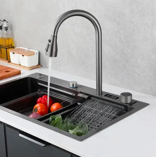 A torneira de cozinha com botão duplo estilo cascata é a escolha ideal para cozinhas modernas?